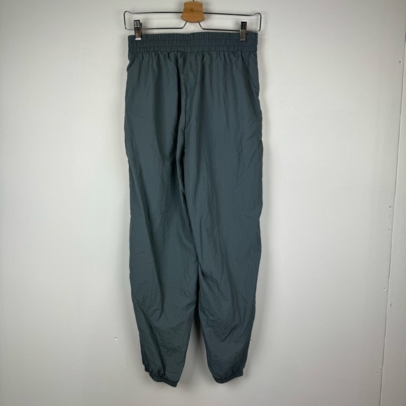 NWT Fabletics Jaylee Colorblock Track Pant, Storm Cloud Multi, Size Small - Picture 2 of 11